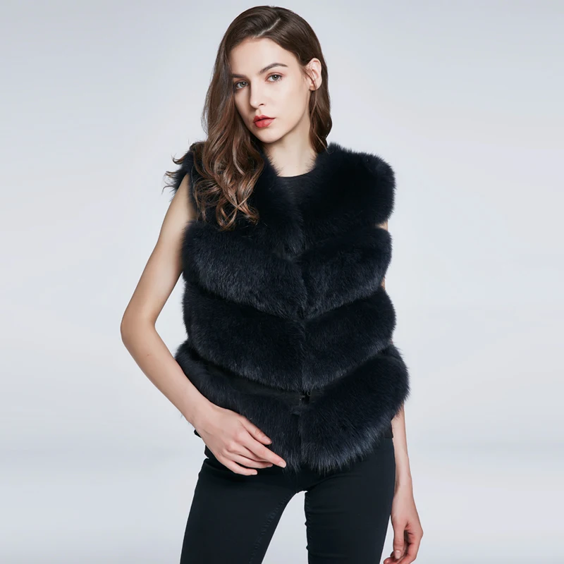 Рисунок 2 - JKP жилет из натурального Лисьего