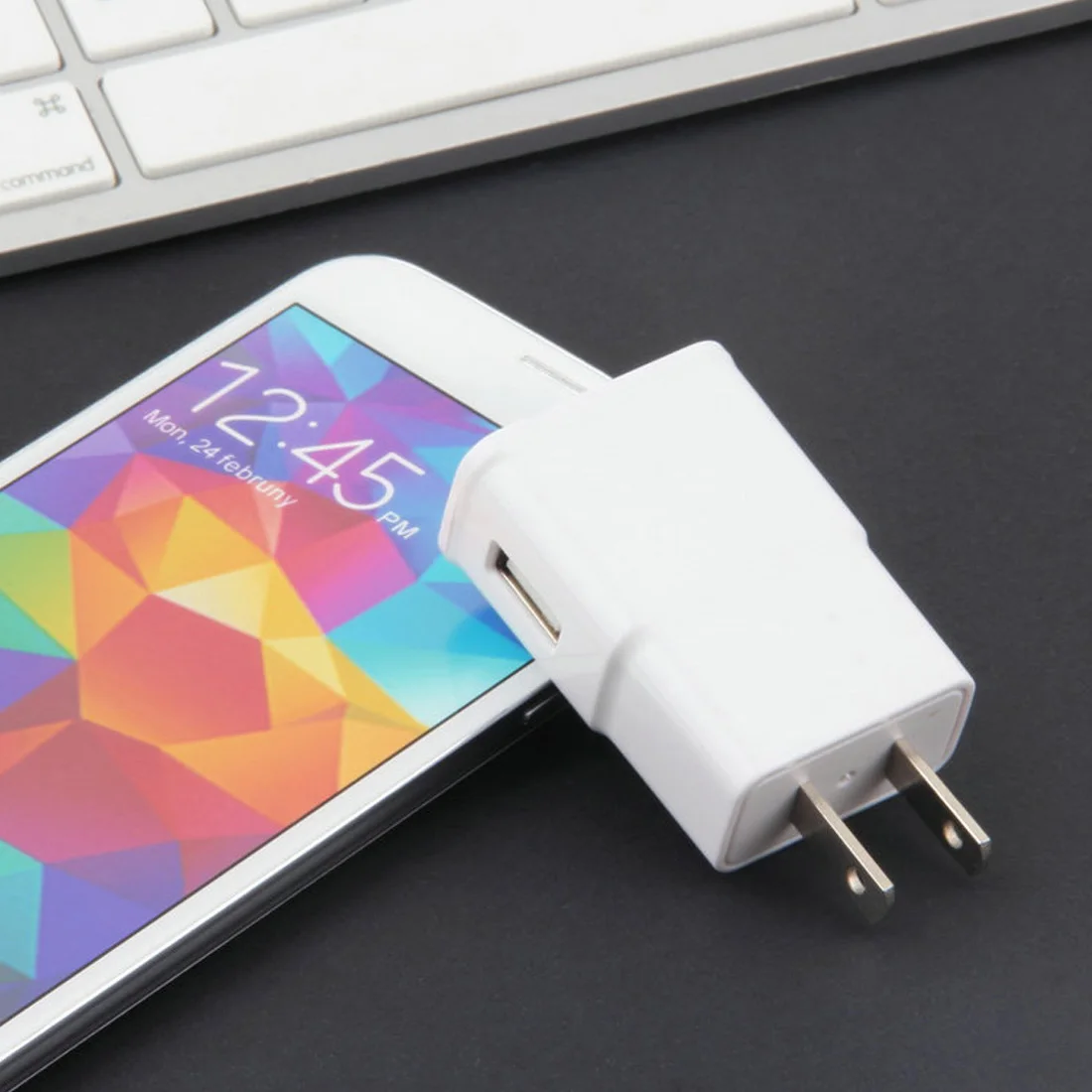 New 1Pc EU/US Plug Desktop Wall Charger Adapter Mobile Phone Charger 5V/2A USB travel AC Power Dock For Samsung Galaxy S4 New 1Pc EU/US Plug Desktop Wall Charger Adapter Mobile Phone Charger 5V/2A USB travel AC Power Dock For Samsung Galaxy S4