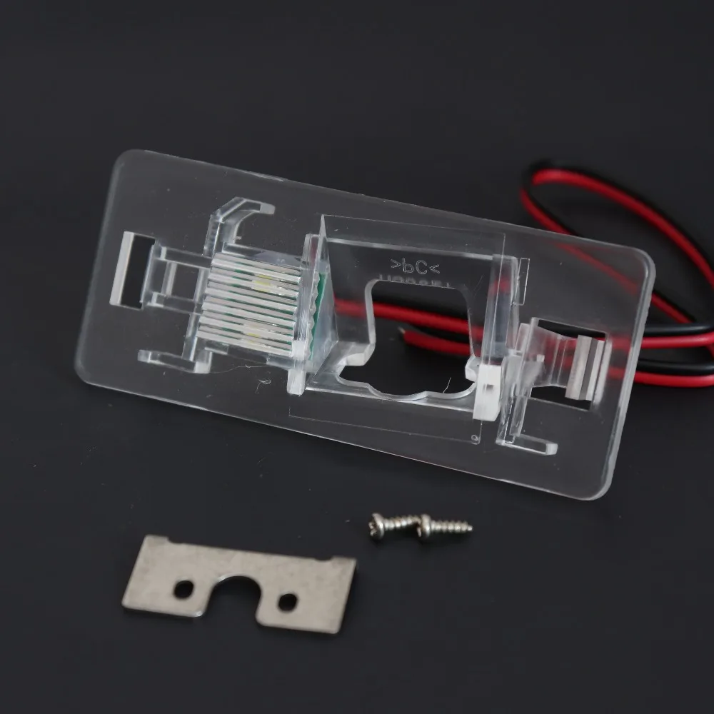 

thehotcakes Car Rear View Camera Bracket License Plate Lights with LED Housing Mount for Audi Q3 8U / Q5 8R / TT TTS 8J