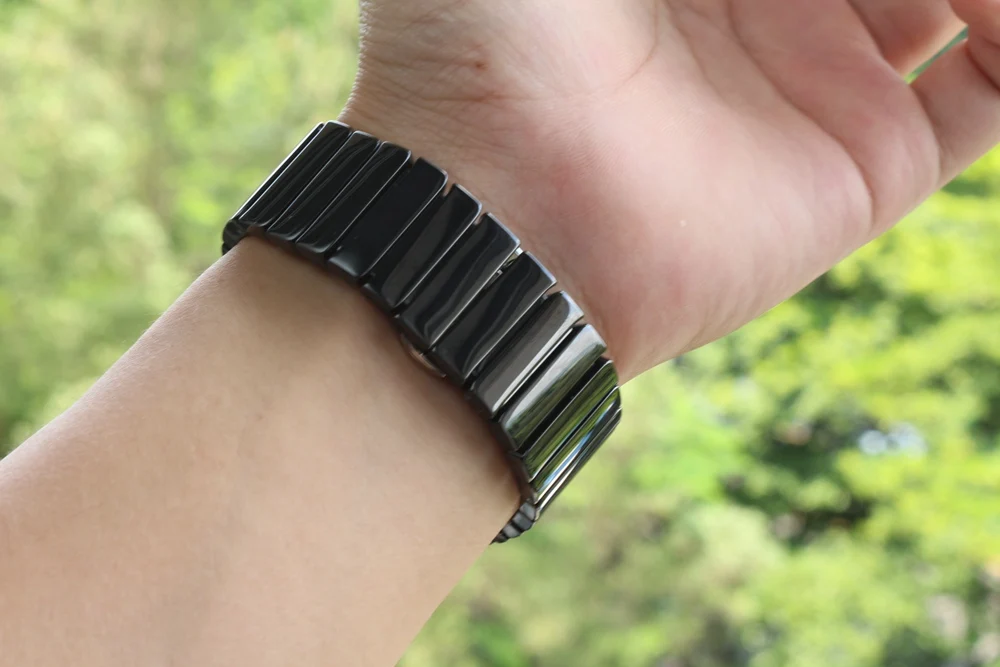 URVOI 22mm band for Samsung Galaxy Gear S3  R760 R77 ceramic link bracelet strap wrist butterfly closure quick release pins4