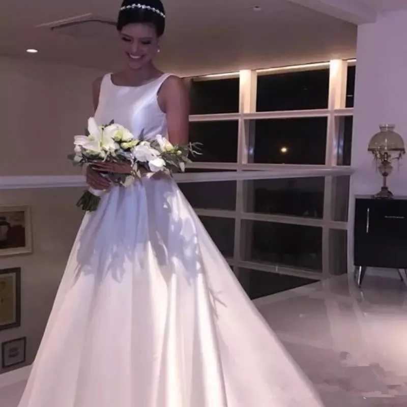 vintage-royal-satin-wedding-dresses-elegant-a-line-scoop-neckline-open-backless-wedding-dresses-2018-custom-made-sweep-train-wedding-gown.webp (3)_