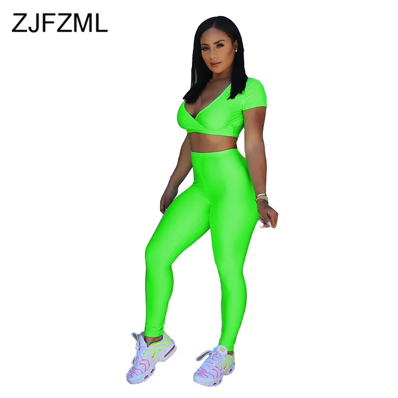 

Plus Size Summer Two Piece Tracksuit Women V Neck Short Sleeve Crop Top And Bodycon Pant Sweat Suits Casual 2 Piece Matching Set