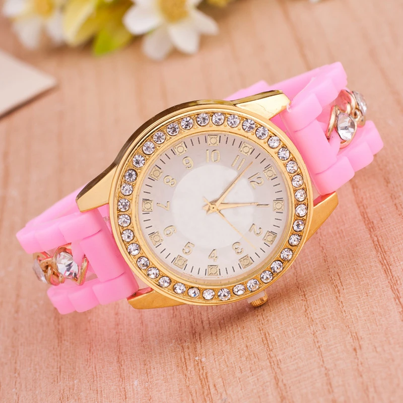Fashion New pattern Quartz watch Silica Gel Strap Inlaid drill Glittering Golden diamond 2019 Fashion New pattern Quartz watch Silica Gel Strap Inlaid drill Glittering Golden diamond 2019