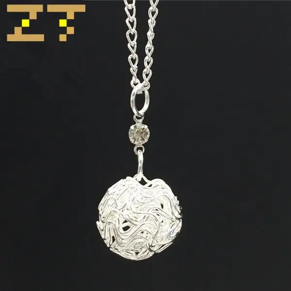 

Hot Sale Trendy White Crystal Silver Color Metal Wire Hollow Ball Pendant Statement Choker Necklace for Women Girls Jewelry