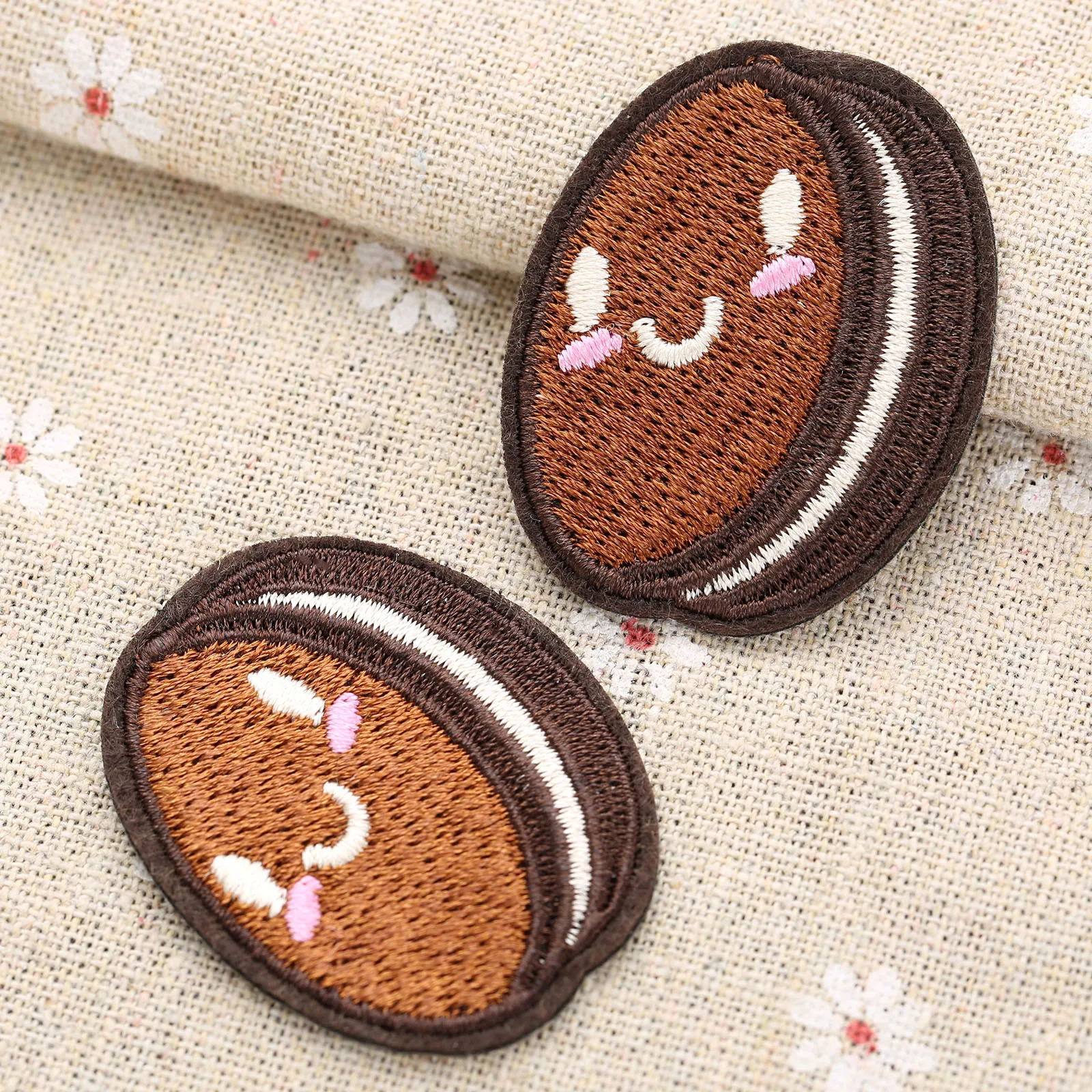 Cute Cartoon Oreo Patch Computer Embroidery Badges Hand Sewing Ironing