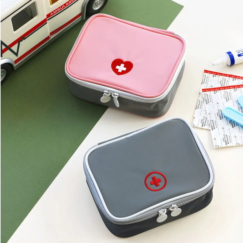 Travel Drug Collection Package Portable Medicine Bag First Aid Kit Small Carry Travel Bag Travel Accessories Traveller Bag Tag Travel Drug Collection Package Portable Medicine Bag First Aid Kit Small Carry Travel Bag Travel Accessories Traveller Bag Tag