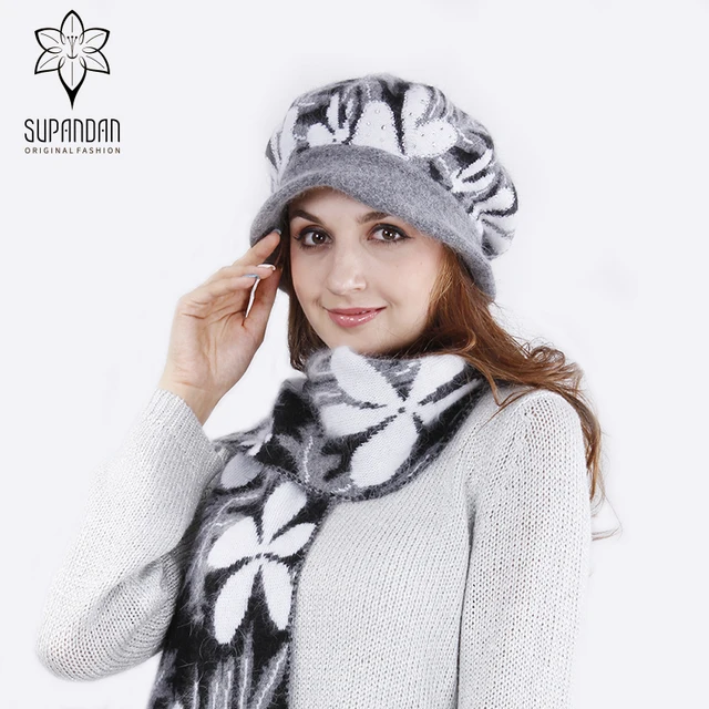 womens winter hats and scarves