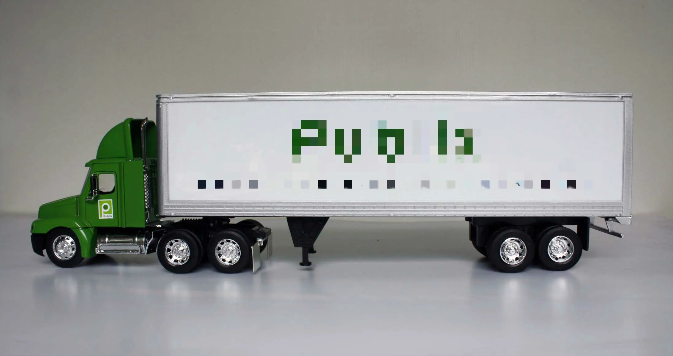 

Special Die-cast Metal 1/32 Tanker Truck Desktop Display Collection Model Toys For Children