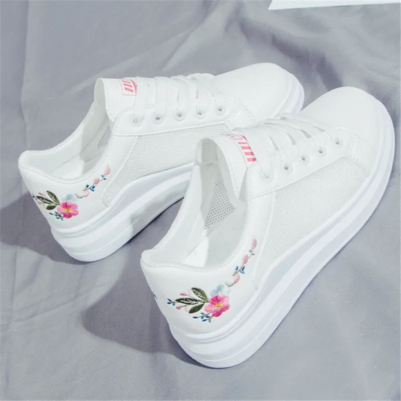 

Women Vulcanize Shoes White Sneakers Basket Female Mesh Sneakers Women Casual Shoes Female Zapatillas Walking Stripe For Female