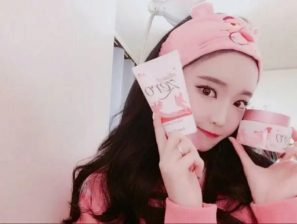 4182447480_1801357324