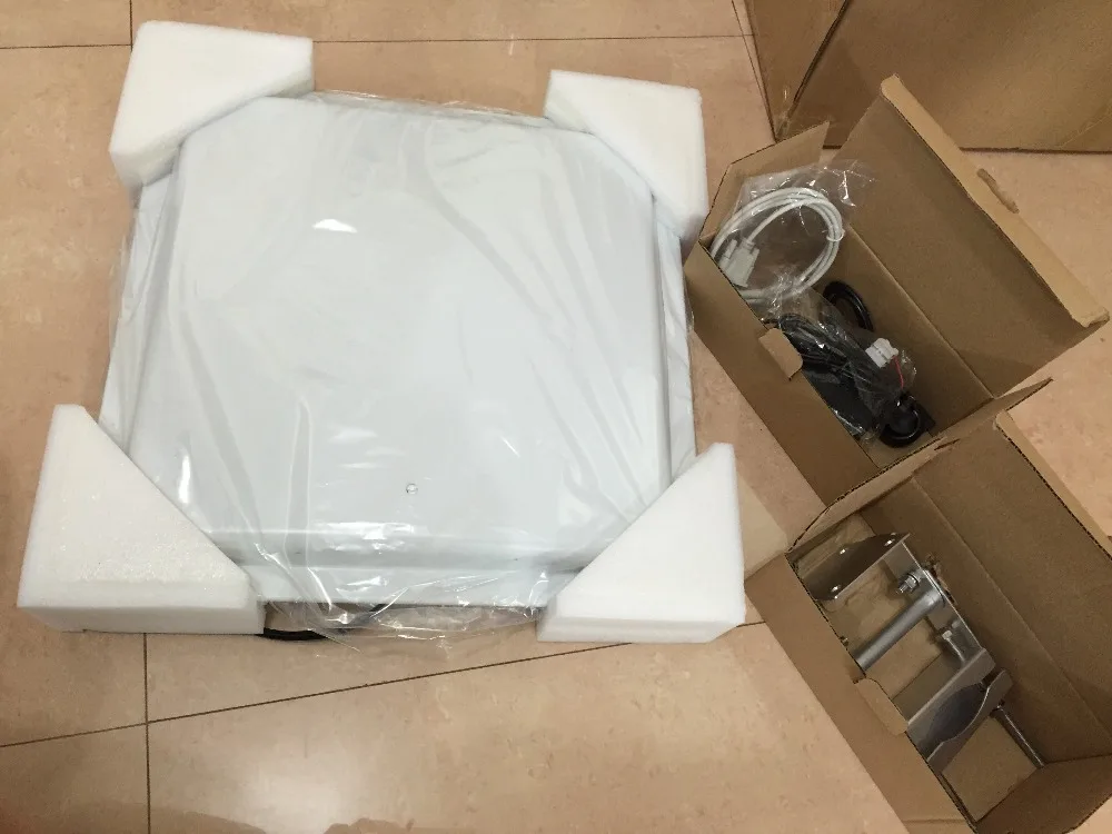 fixed uhf reader