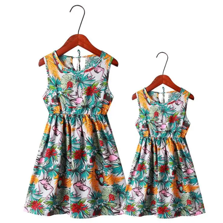 

Family Look Beach Mother Daughter Dresses Flower Print Matching Mommy and Me Clothes Mom Mum Mama Baby Girl Dress Family Outfits