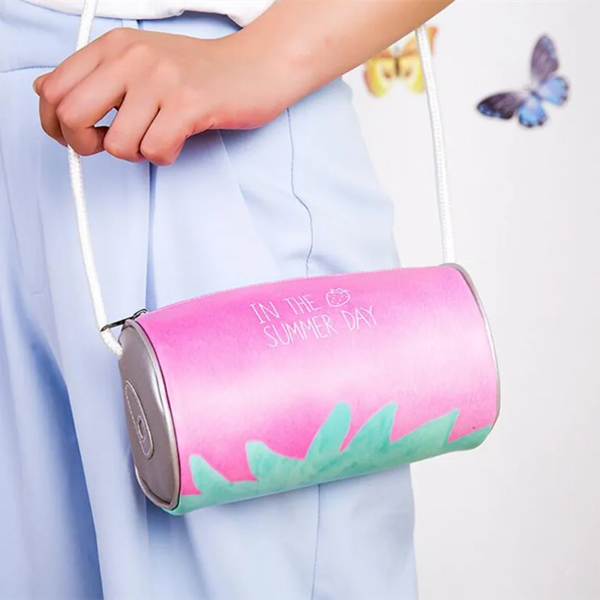 

M408 2017 New Cute Women Bag Small Fresh And Lovely Strawberry Print Satchel PU Leather Lovely Summer Barrel-Shaped Package