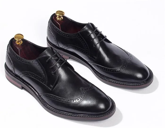 Бизнес ручной работы мужские туфли-оксфорды Обувь на шнуровке с острым носком на плоской подошве универсальные Баллок резные платье Повседневная обувь