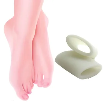 

1 Pair Silicone Hallux Valgus Correction Foot Care Toe Separators Cover Ring(Large)