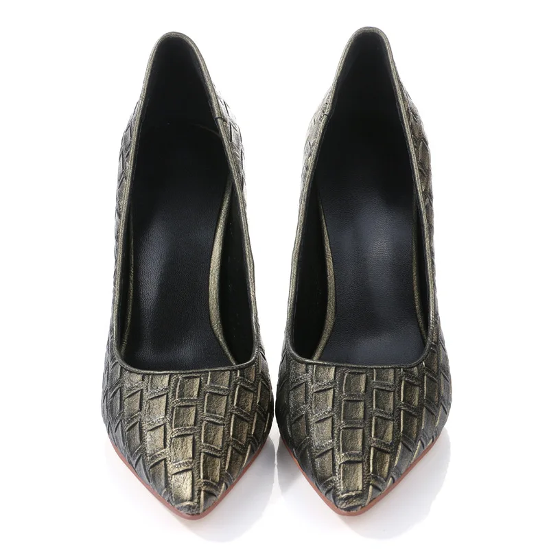

High quality sheepskin shoes woman,high thin heels,pointed toe pumps,embossed leather decoration,shallow mouth