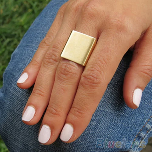 

Bluelans 1pc Womens Mens Stylish Punk Rock Cool Simple Gold/Silver Square Ring Gift 2 Colors