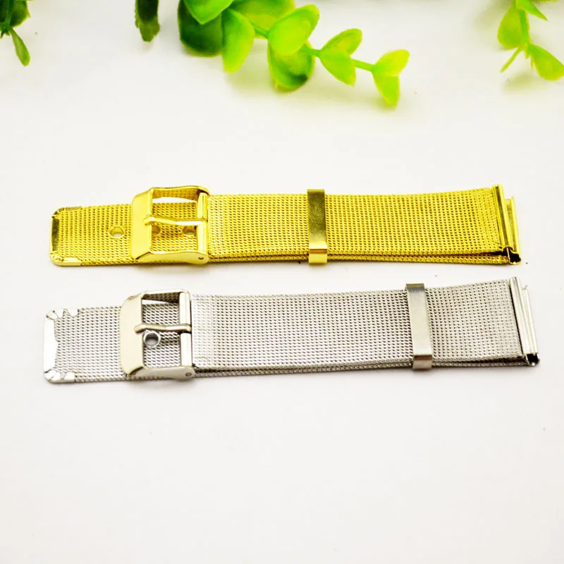 3302635340_1886920506