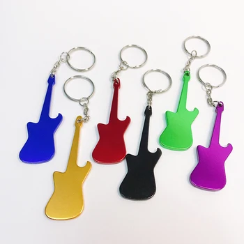 

50pcs Multi Colors Metal Keychains Wedding Party Souvenir Guitar Shaped Keychain Bottle Opener Personalized Names Wedding Favor