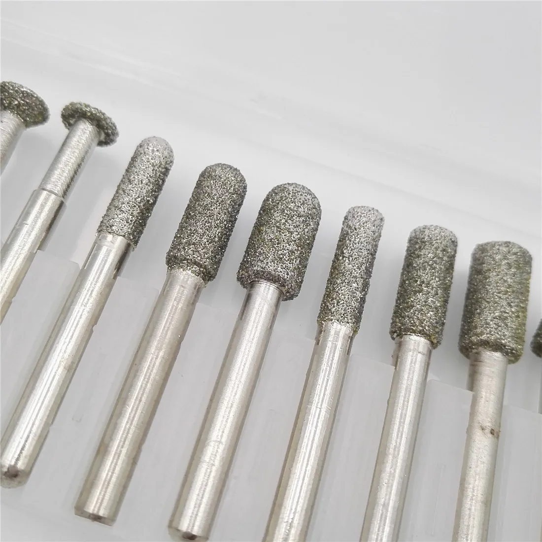 DIATOOL 20pcs Electroplated Diamond Grinding Heads #46 Mounted Points Rotary Engraving Tool