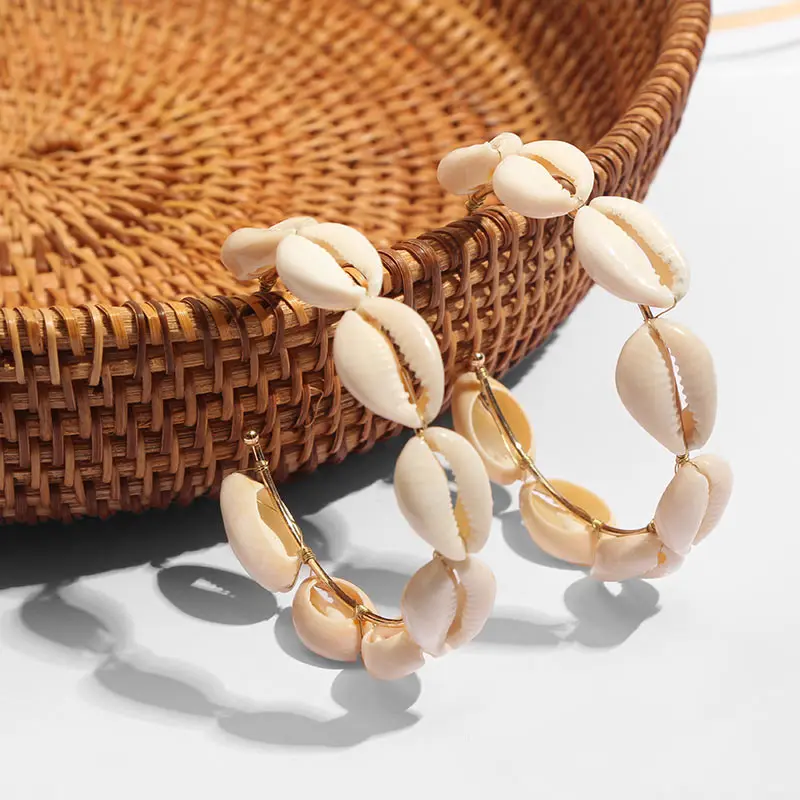 JUST FEEL New Conch Shell Dangle Earrings for Women Summer Bohemian Unique For Wedding Party Drop Statement Earring Jewelry