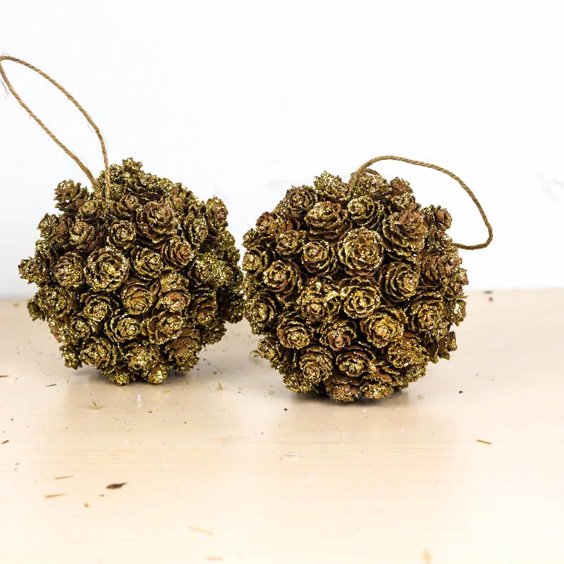 

3.9" Christams Tree Balls Pendant Home Decor Ornaments Gold Pinecones Ball Christmas Accessories Wedding Decoration