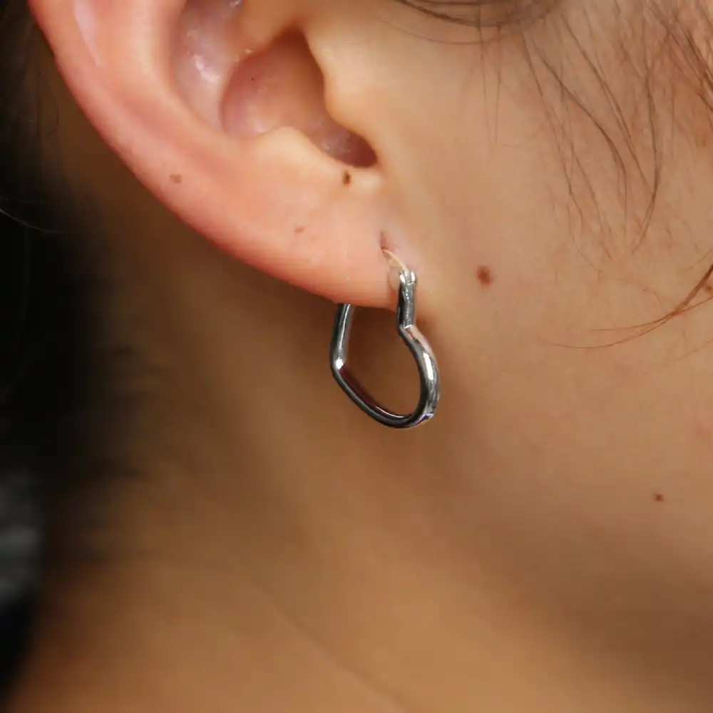 Преувеличены Геометрическая гладкой большой круг обруч серьги Бесплатная доставка Элегантный цвет золотистый «любящее сердце» серьги-кольца для молодой девушки