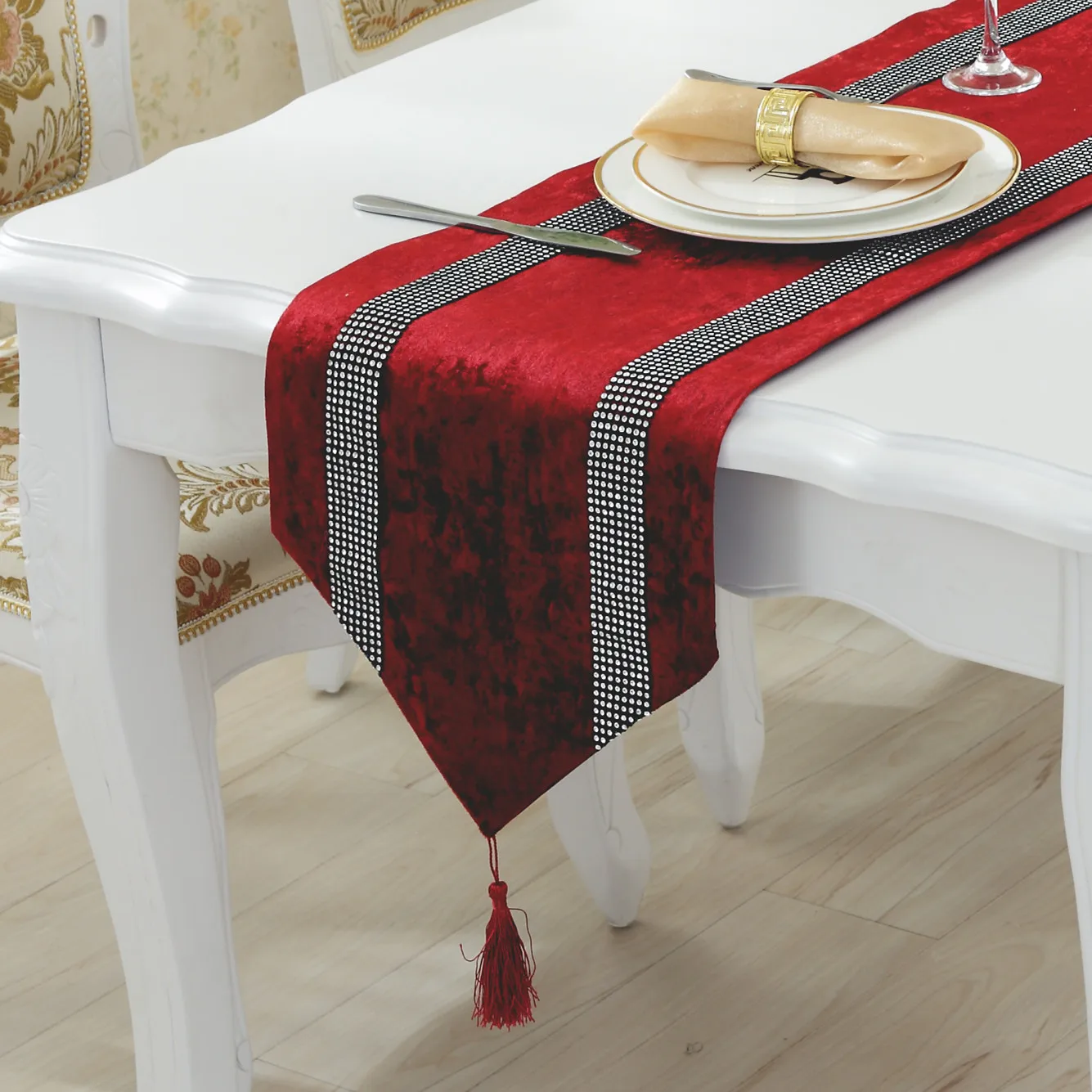 Multi Colors Special Offer Diamond Flannel Western European Luxury Table Runner Table Mat