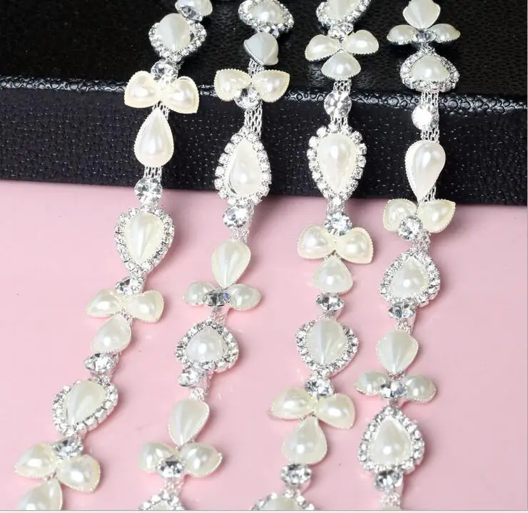 

Free Shipping 5 yards Crystal Rhinestone Trim, Rhinestone Applique, Bridal Applique,Wedding Applique,Rhinestone Chain TONG018