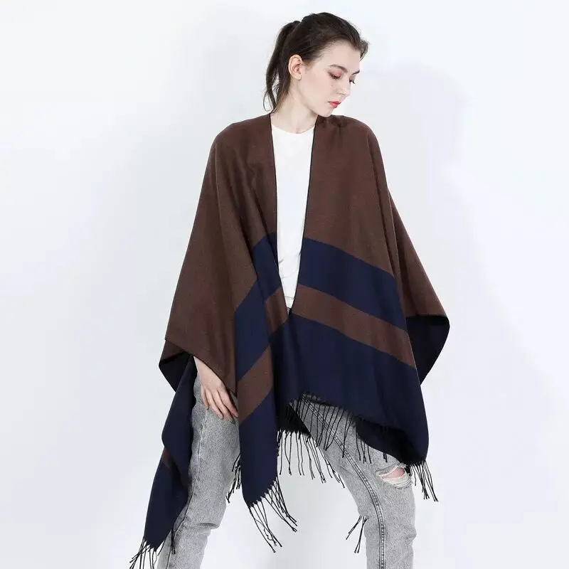 

Ladies Winter reversiable Wrap Poncho Lush Cape Mantle Ponchos And Capes Aztec Outwear Casacos Femininos Tippet Ponchos LL190556
