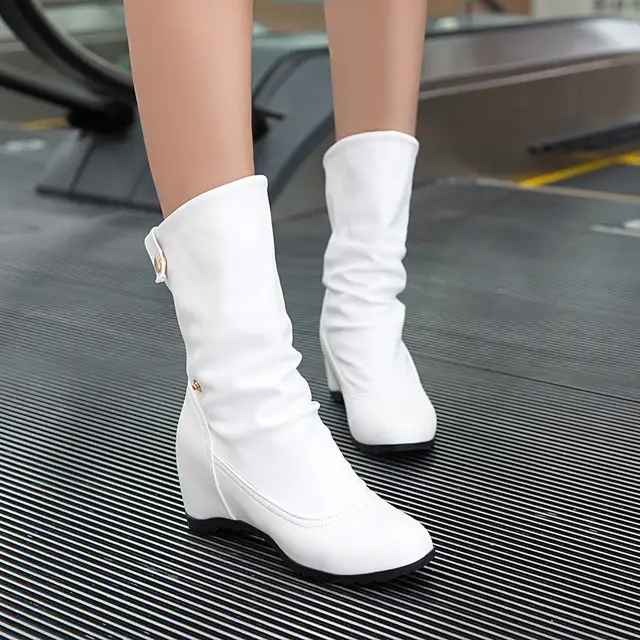 most comfortable womens dress boots