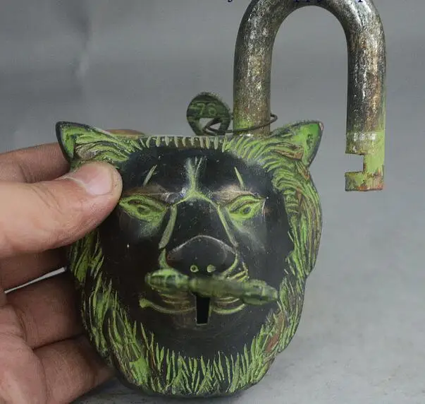 

5" Old China FengShui Bronze Door Guardian Auspicious Lion Head Statue Lock Key