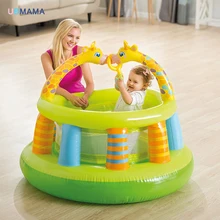 Жираф ребенок цвет форма спортзал стадион с марлевым детская площадка мяч бассейн забор батут