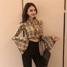 Сексуальная мода женская одежда стенд укороченный топ футболки Осень Стиль футболки с расклешенными рукавами Slim fit Женские топы vestidos femininos