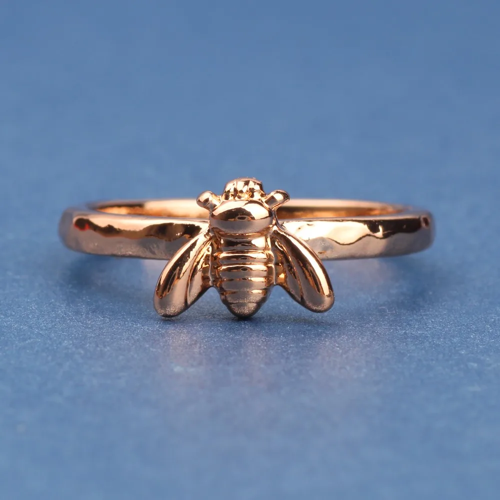 1Pcs-Simple-Tiny-Solid-Gold-Color-Copper-Bee-Finger-Rings-Gold-Hammered-Band-Stacking-Rings-Wedding (1)
