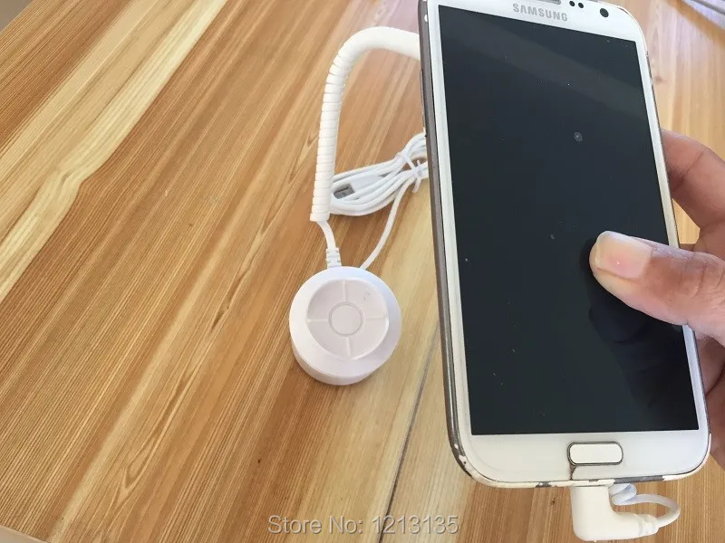 smartphone_security_alarm_display_stand_with_micro_lighting_USB_C_charging_cable