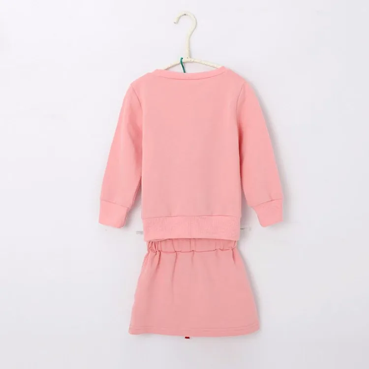 2223586570_1992815588