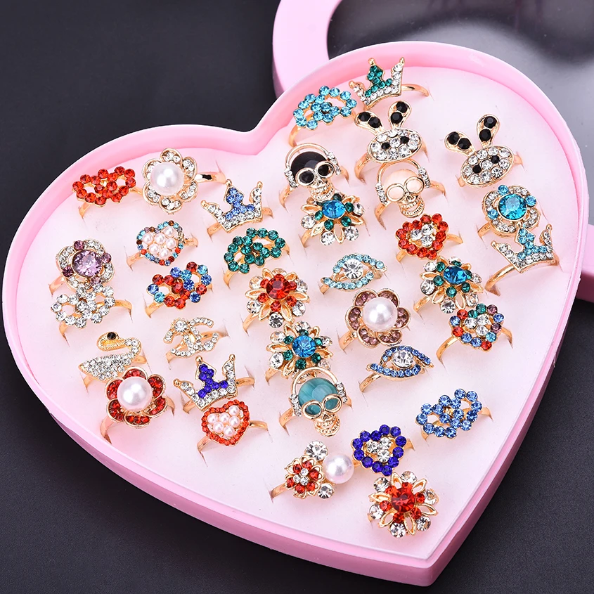 Разноцветные Регулируемые кольца с мультяшными кристаллами для маленьких девочек и мальчиков, разные стили, вечерние ювелирные изделия в подарок с витриной