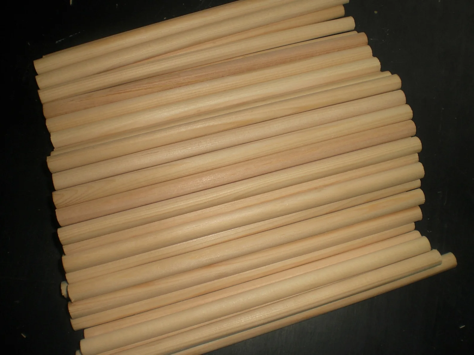 

1 PC Cello sound post diameter of 11mm and length 18.5CM Cello parts