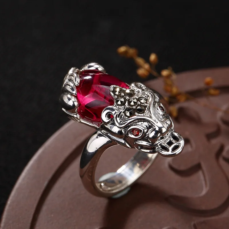 

Pure Silver Chalcedony Pomegranate Red Corundum Ms Medium, The Mythical Wild Animal Openings Sterling Silver Ring Ring