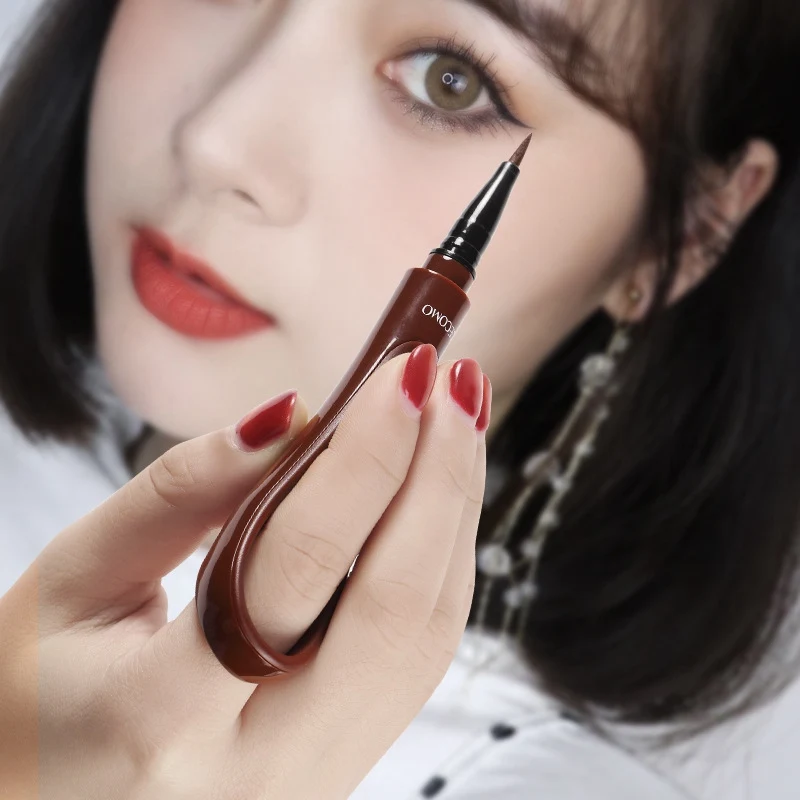 

1pc Cosmetics Makeup Lazy Ring Easy to Draw Eyeliner Pen Brown Black Eyeliner