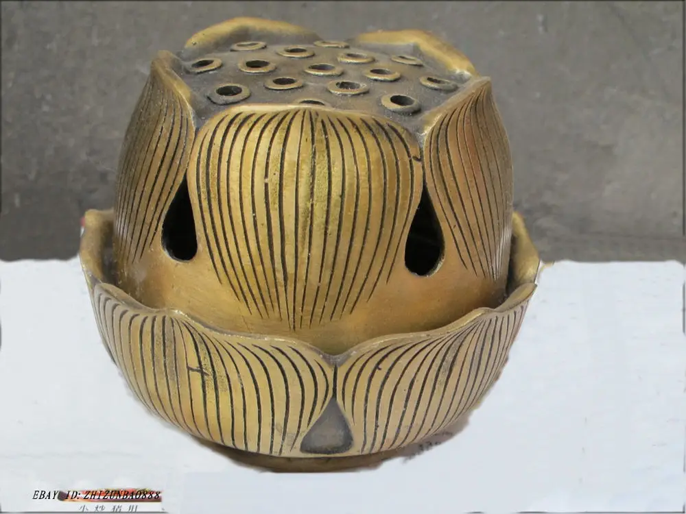 

Small Sino China Brass carve Lotus Petal Lotus seed holes incense burner