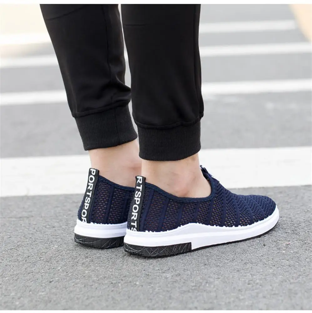 casual shoes men