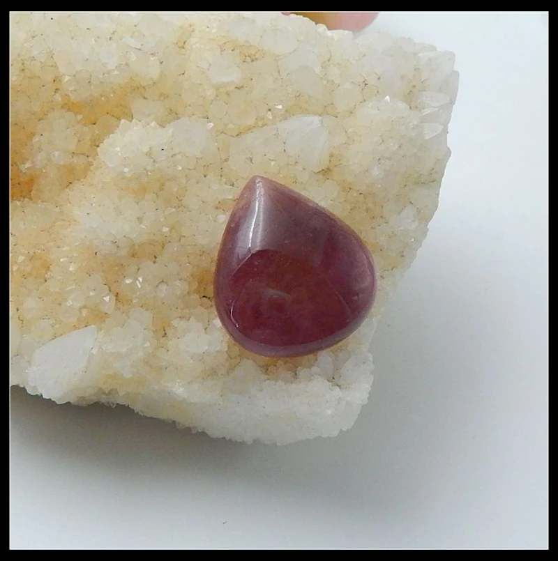 Natural Stone Precious Ruby Water Drop Gemstone Cabochon 24x21x7mm 5