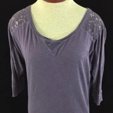 American Eagle Outfitters knit top size S small purple shirt 3/4 sleeves (1)