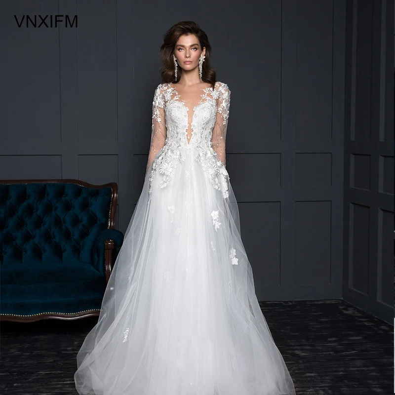 

VNXIFM Sexy Boho Beach Wedding Dress 2019 V Neck Long Sleeves Appliques Lace 3D Flowers Backless Party Gown Bride Dress