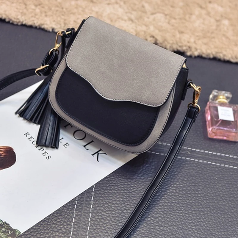Новые трендовые женские сумки, Ретро Простой клапан, модная сумка на плечо, с кисточкой с узорами женская сумка-мессенджер (светло-серый)