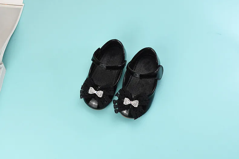 Новые детские детская обувь для младенцев из лакированной кожи на низком каблуке детская обувь для девочек принцесса Бант Хрустальная