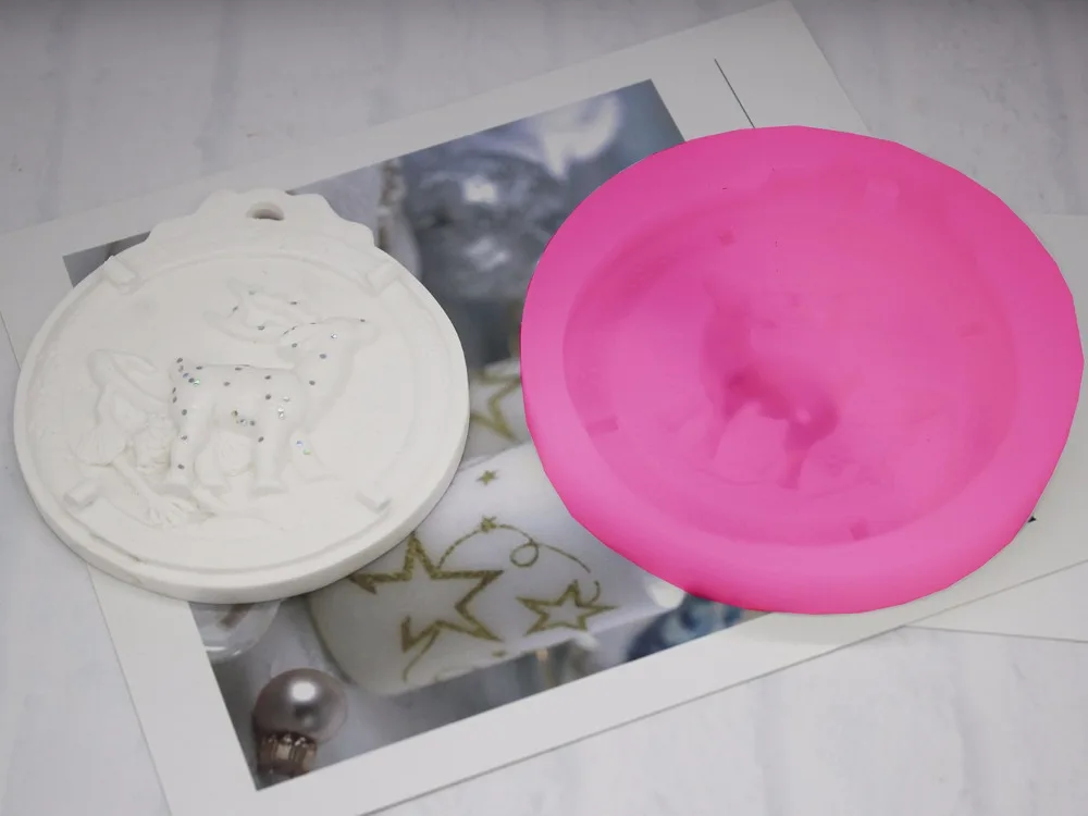 P1012 Christmas Elk DIY Plaster Aromatherapy Wax Card Car Pendant Listed Expanded kitcthen toolsStone Silicone Mould | Дом и сад