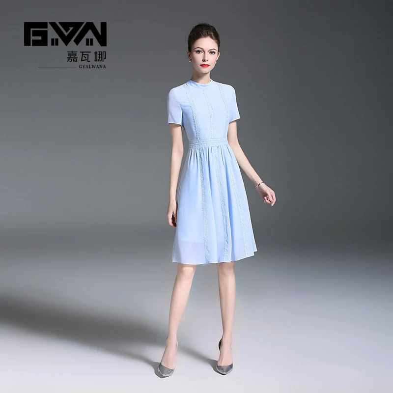 ligne Et Décoration Clair Manches Courtes De Style Bureau Montant Mousseline À Soirée Soie Robes Gyalwana Dame Col A Nouveau Dentelle En Bleu Robe qwAvxR7